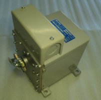 PM-2-4Q-9PC写真１　AC24Vコントロールモータ